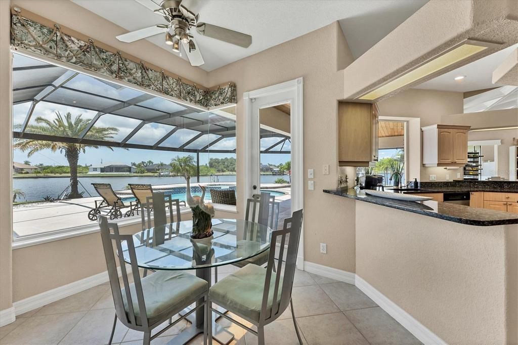 Kitchen Dining area