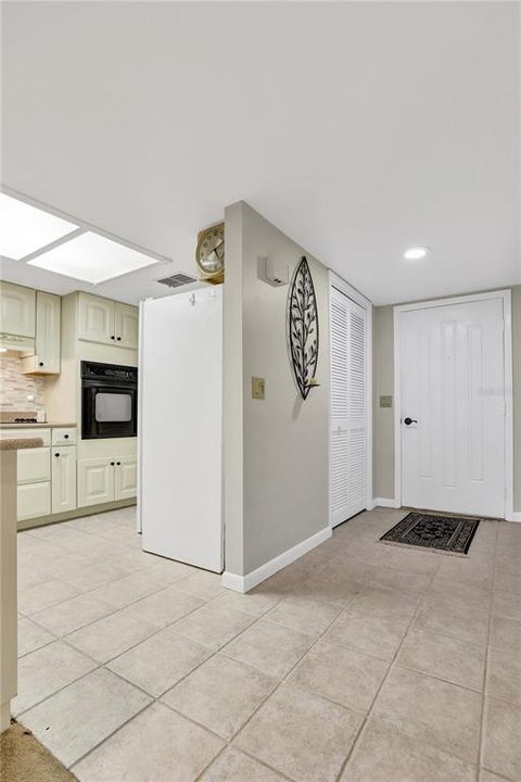 For Sale: $259,000 (2 beds, 2 baths, 1155 Square Feet)
