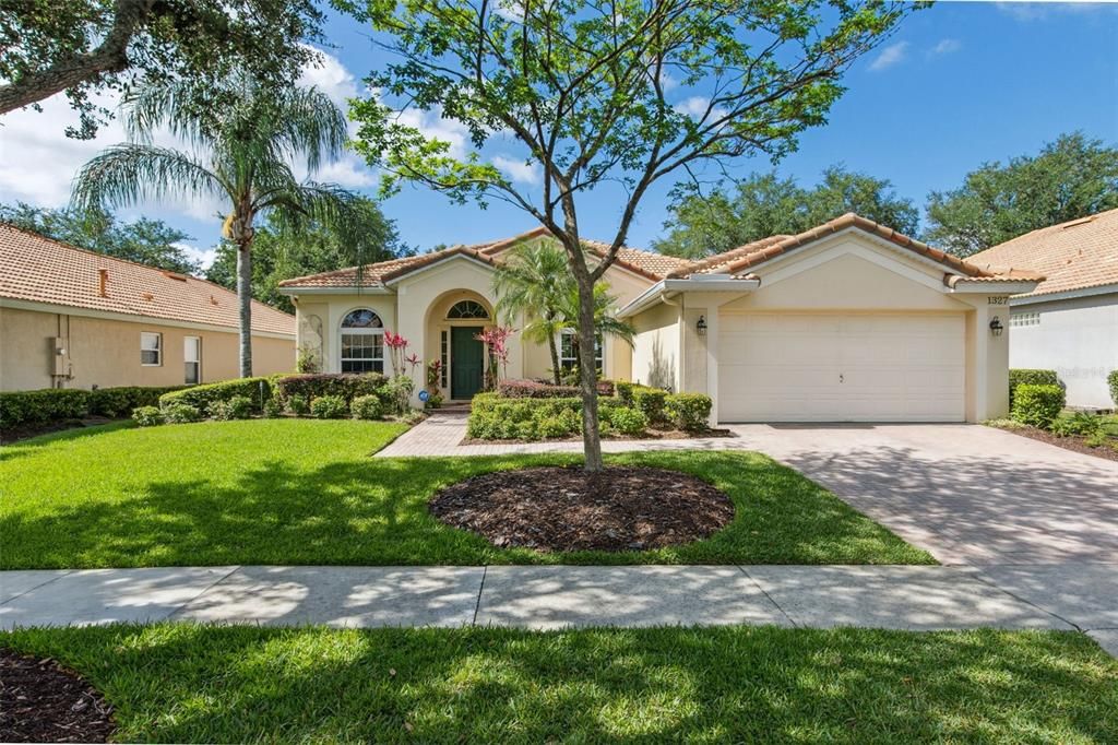 Active With Contract: $714,900 (4 beds, 3 baths, 2184 Square Feet)