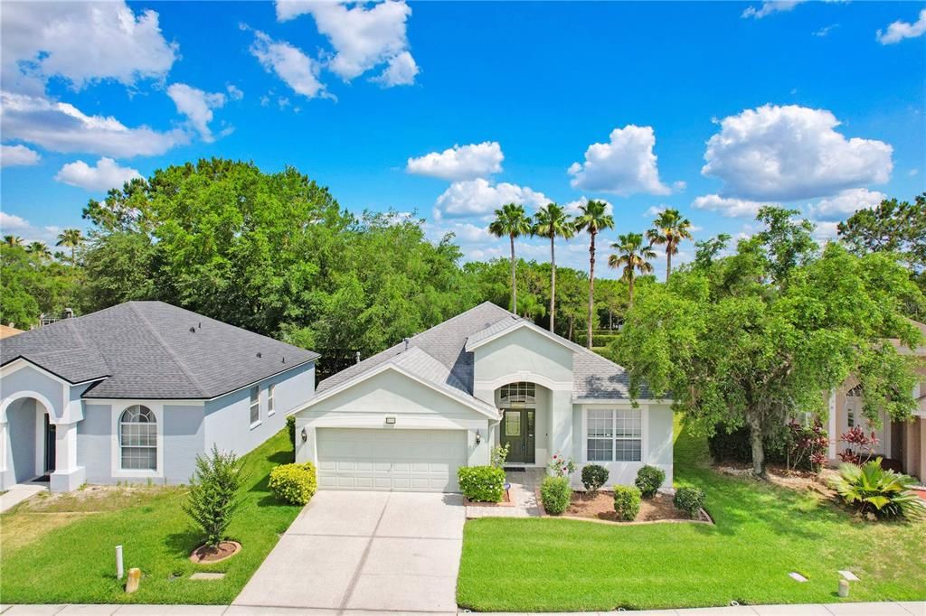 Active With Contract: $400,000 (3 beds, 2 baths, 2074 Square Feet)