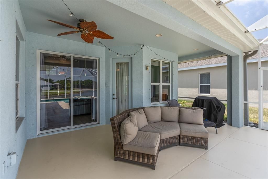 Active With Contract: $534,000 (4 beds, 3 baths, 2219 Square Feet)