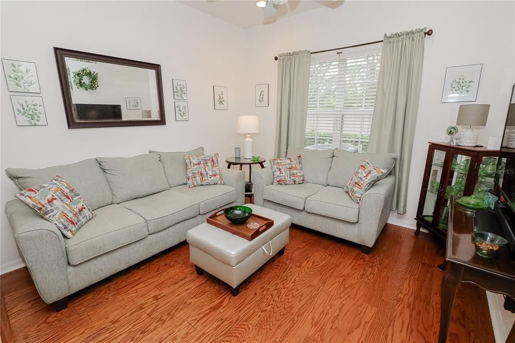 Active With Contract: $399,000 (3 beds, 2 baths, 1817 Square Feet)
