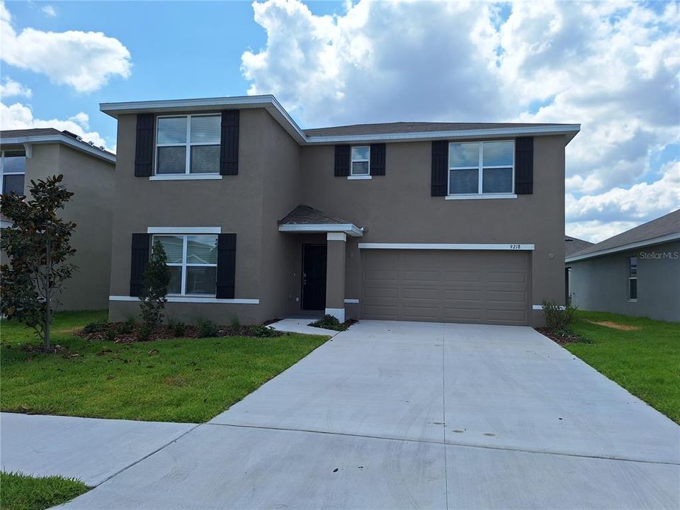 Active With Contract: $3,155 (4 beds, 3 baths, 2360 Square Feet)