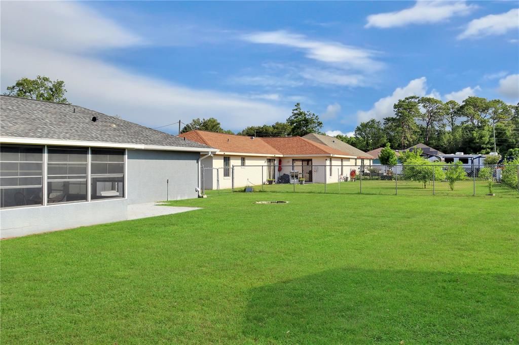 Active With Contract: $240,000 (3 beds, 2 baths, 1316 Square Feet)