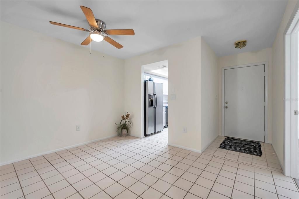 For Sale: $159,000 (2 beds, 2 baths, 1251 Square Feet)
