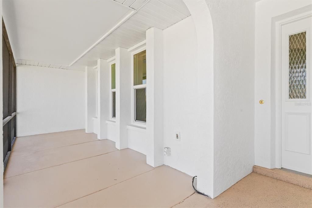 For Sale: $425,000 (3 beds, 2 baths, 1844 Square Feet)