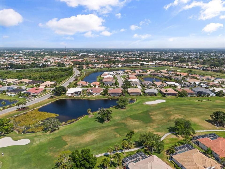 Active With Contract: $850,000 (3 beds, 3 baths, 2370 Square Feet)