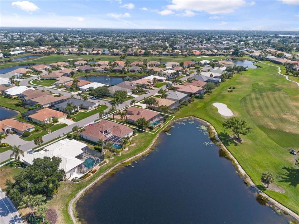 Active With Contract: $850,000 (3 beds, 3 baths, 2370 Square Feet)