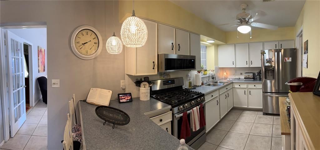 For Sale: $405,000 (4 beds, 2 baths, 1509 Square Feet)