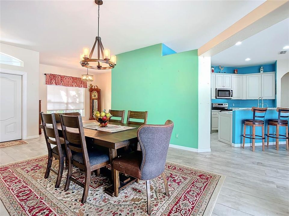 For Sale: $434,900 (3 beds, 2 baths, 1831 Square Feet)