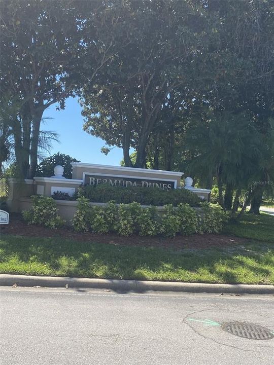 Recently Rented: $1,400 (1 beds, 1 baths, 842 Square Feet)