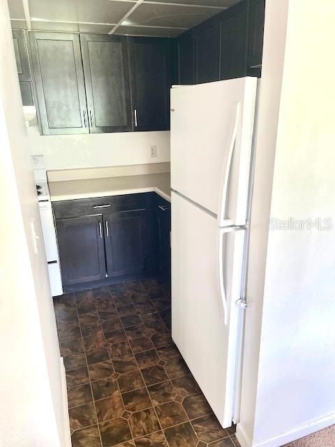 For Sale: $160,000 (2 beds, 2 baths, 897 Square Feet)