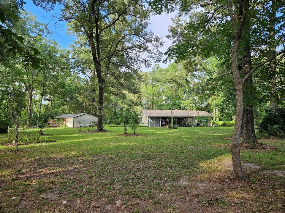 For Sale: $1,150,000 (3 beds, 2 baths, 1292 Square Feet)