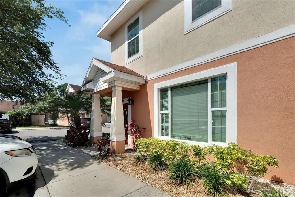 Active With Contract: $260,000 (3 beds, 2 baths, 1733 Square Feet)