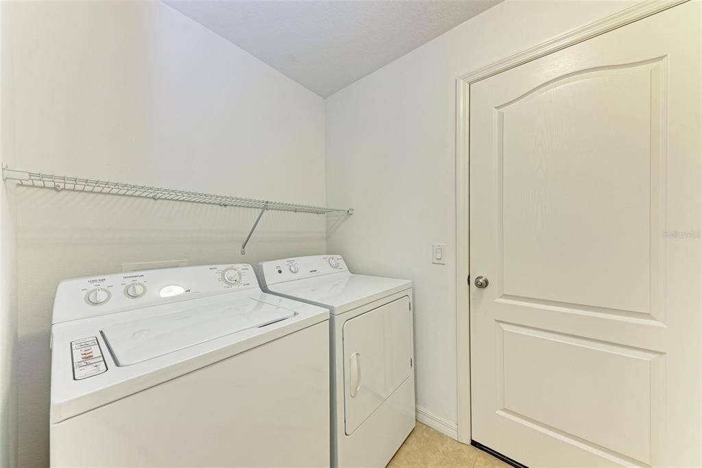 For Sale: $349,500 (2 beds, 2 baths, 1255 Square Feet)