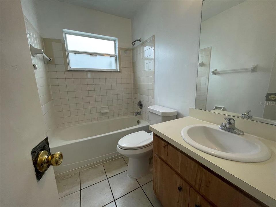 最近租的: $1,550 (2 贝兹, 2 浴室, 952 平方英尺)