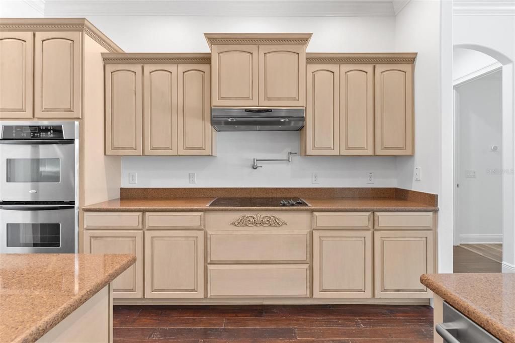Kitchen with Smooth Top Range