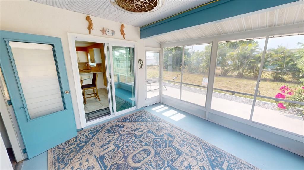 Florida Room with 70MPH rated Sliding Vinyl Windows