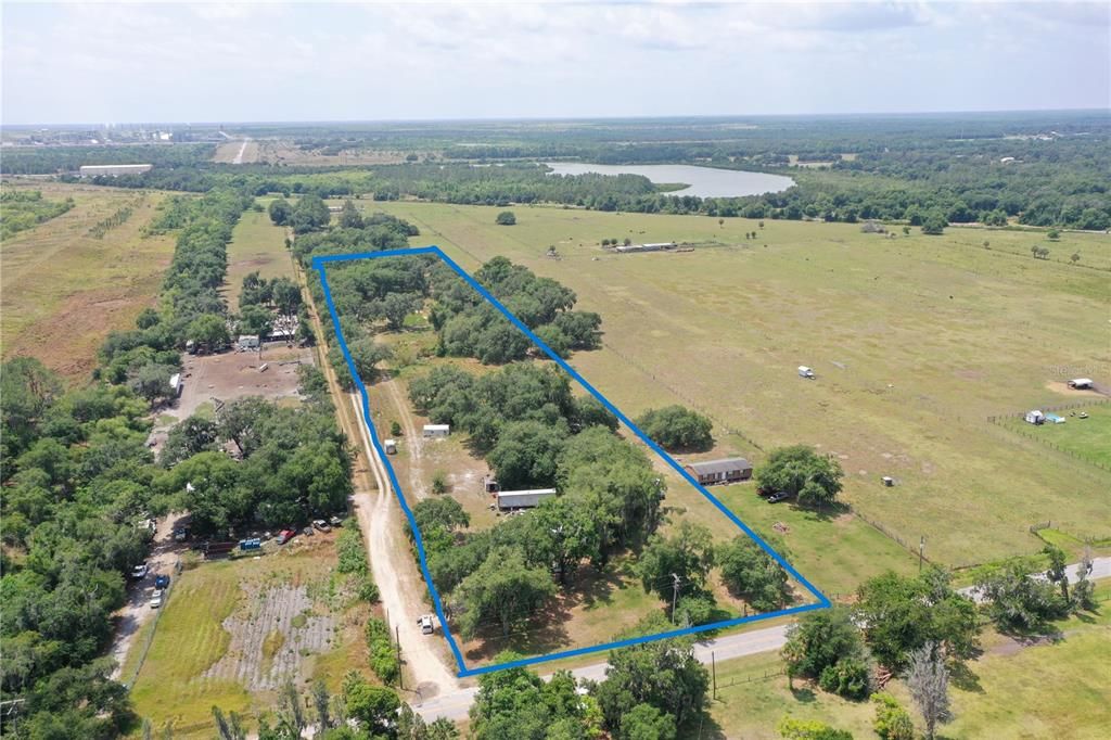 Vendido Recientemente: $250,000 (4.77 acres)