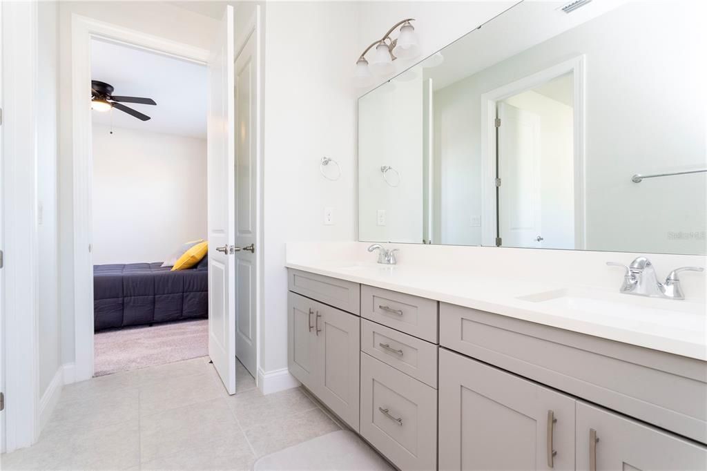Недавно арендовано: $7,000 (5 спален, 4 ванн, 3816 Квадратных фут)