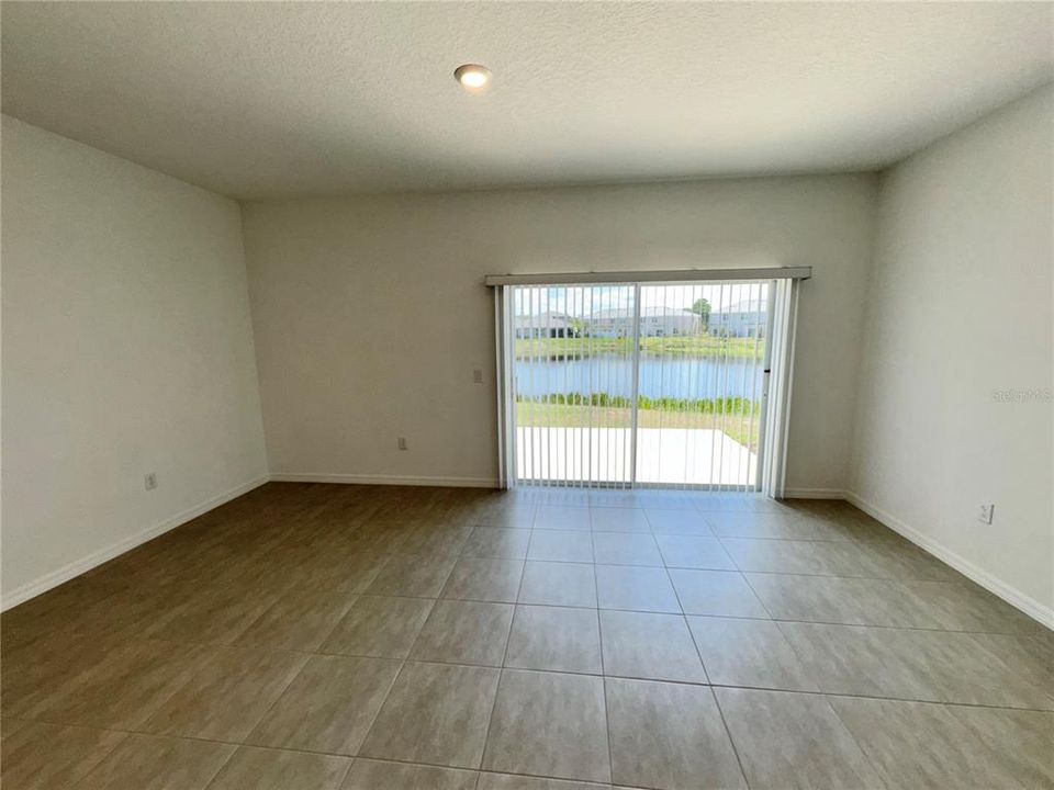 For Rent: $2,250 (3 beds, 2 baths, 1553 Square Feet)