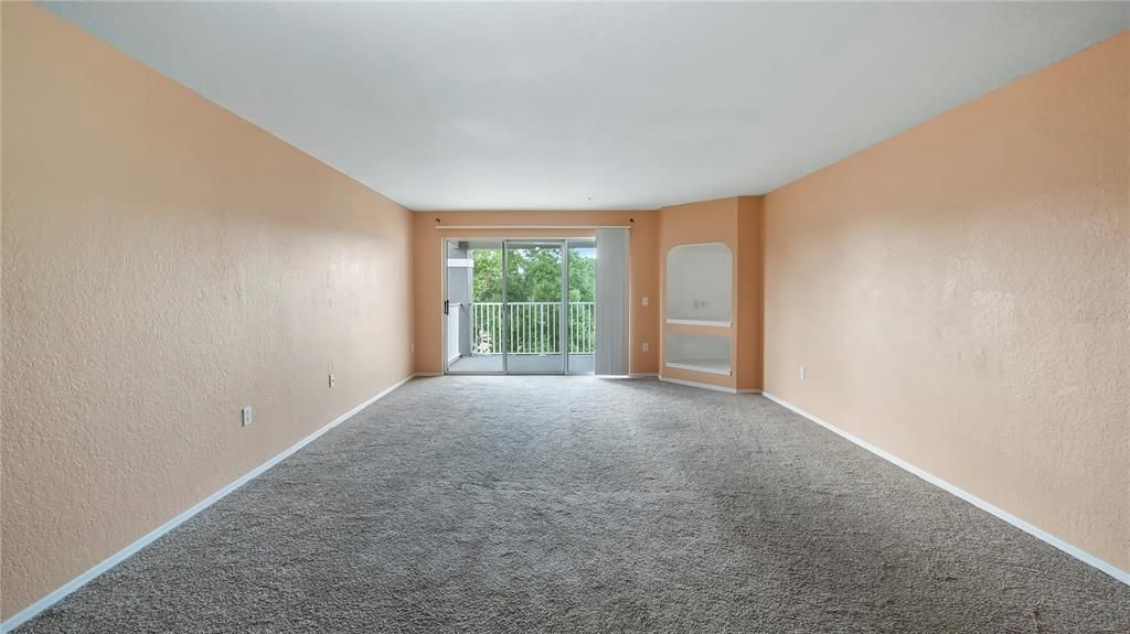 For Sale: $245,000 (2 beds, 2 baths, 1466 Square Feet)