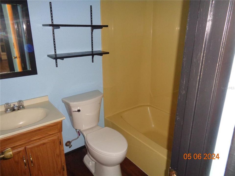 出租: $1,845 (3 贝兹, 2 浴室, 1300 平方英尺)