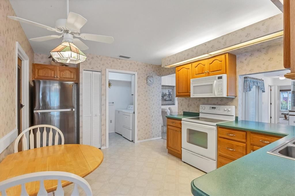 For Sale: $269,900 (2 beds, 2 baths, 1499 Square Feet)