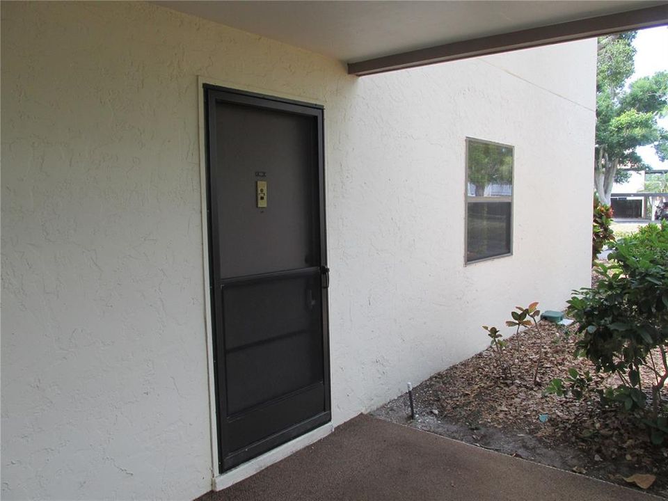 For Rent: $1,700 (2 beds, 2 baths, 1001 Square Feet)