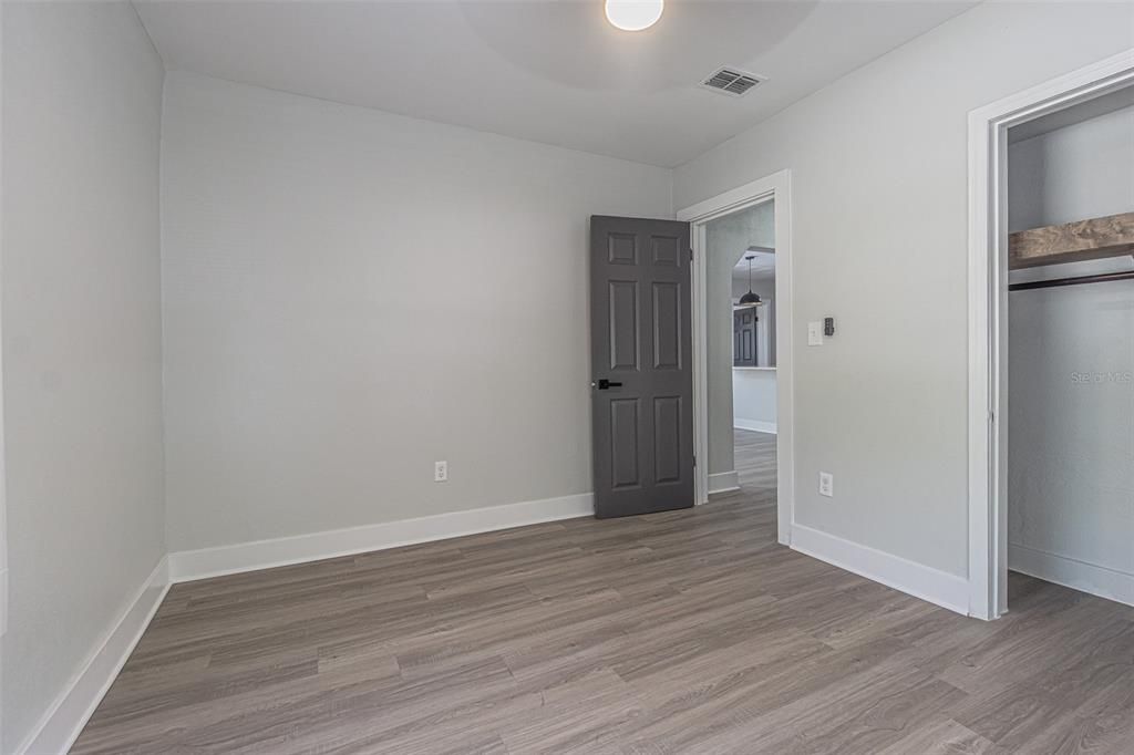 For Sale: $429,000 (3 beds, 2 baths, 1103 Square Feet)