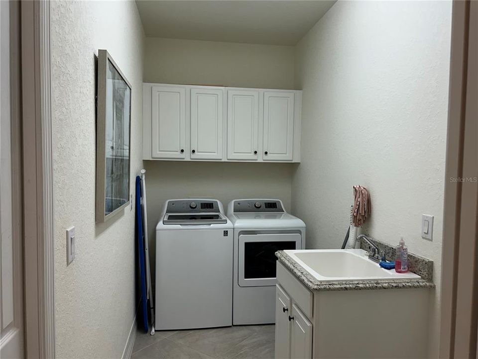 For Rent: $5,600 (4 beds, 2 baths, 2248 Square Feet)