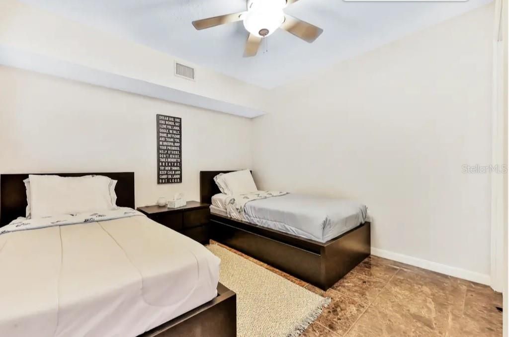 For Sale: $684,900 (2 beds, 2 baths, 1140 Square Feet)