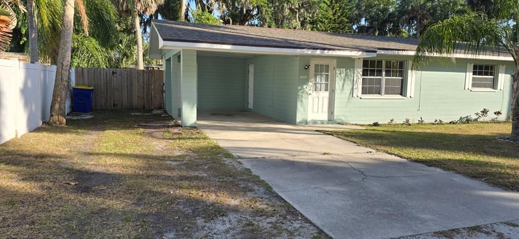 For Rent: $1,750 (2 beds, 1 baths, 800 Square Feet)