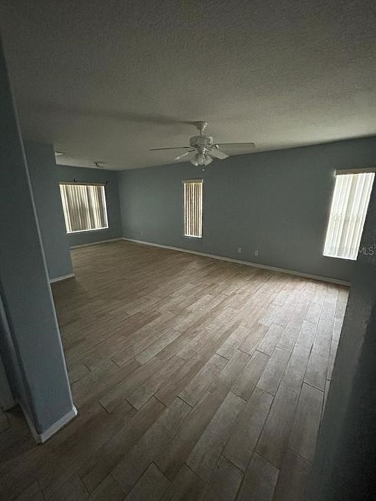 For Rent: $3,000 (4 beds, 2 baths, 3444 Square Feet)