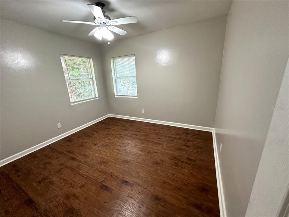 For Sale: $196,000 (3 beds, 1 baths, 1146 Square Feet)