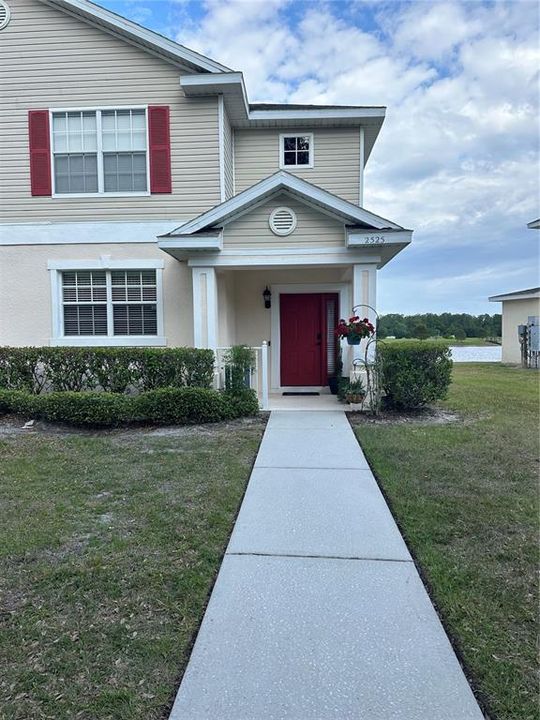 Active With Contract: $259,000 (3 beds, 3 baths, 1504 Square Feet)