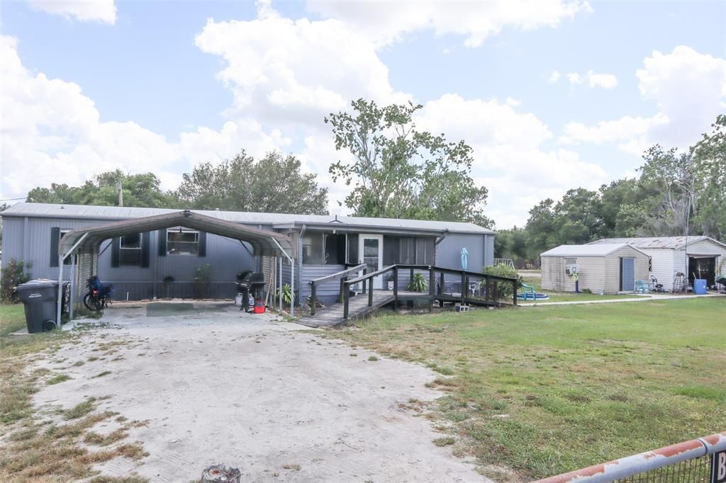 For Sale: $167,000 (3 beds, 2 baths, 924 Square Feet)