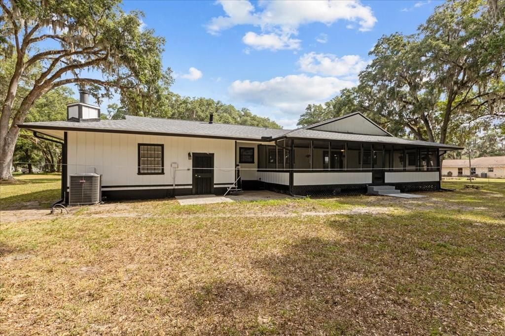 For Sale: $498,000 (3 beds, 2 baths, 3138 Square Feet)