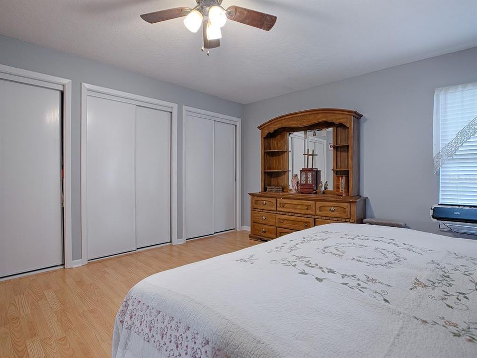 For Sale: $315,000 (2 beds, 2 baths, 1623 Square Feet)