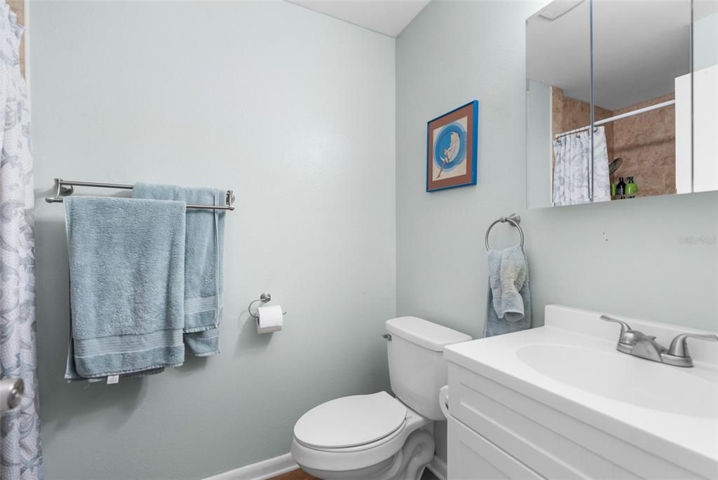 For Sale: $329,900 (3 beds, 2 baths, 1356 Square Feet)