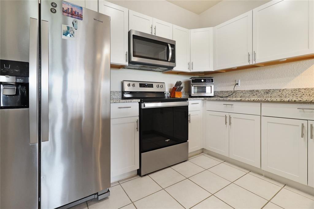 For Sale: $274,500 (3 beds, 2 baths, 1269 Square Feet)
