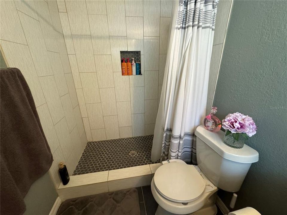 出租: $2,300 (3 贝兹, 2 浴室, 1152 平方英尺)