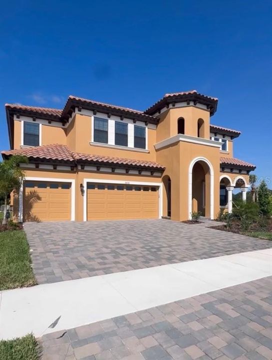 Recently Sold: $878,830 (7 beds, 5 baths, 4828 Square Feet)