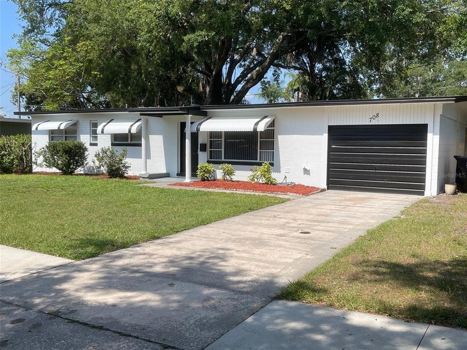 Recently Sold: $332,900 (3 beds, 1 baths, 1428 Square Feet)