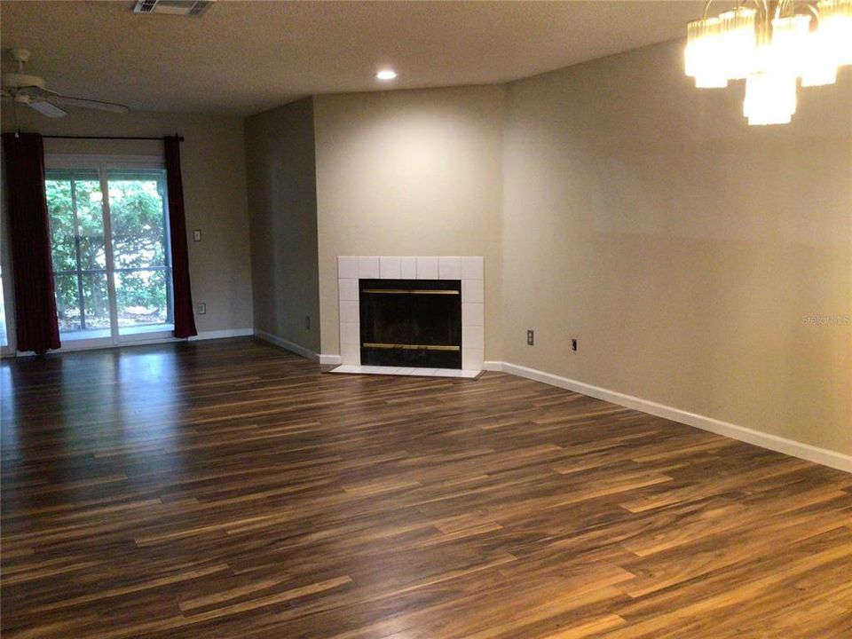 For Rent: $1,817 (3 beds, 2 baths, 1517 Square Feet)