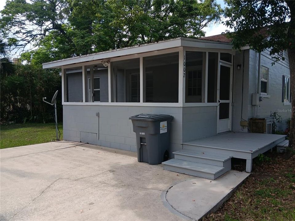 For Sale: $289,000 (2 beds, 2 baths, 1146 Square Feet)