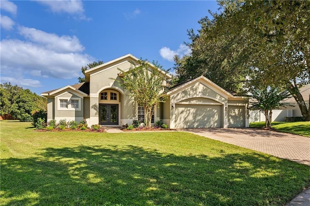 Active With Contract: $3,500 (5 beds, 3 baths, 2777 Square Feet)