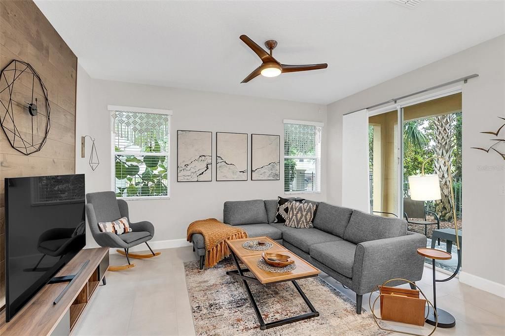 Active With Contract: $467,500 (4 beds, 3 baths, 1898 Square Feet)