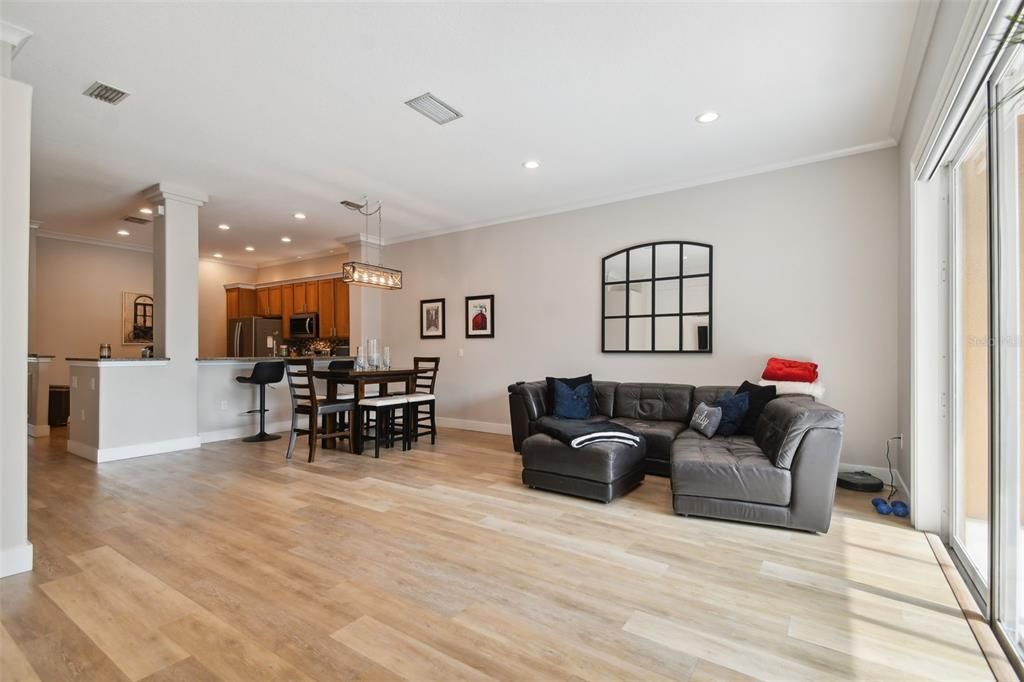 Active With Contract: $399,000 (3 beds, 2 baths, 1801 Square Feet)