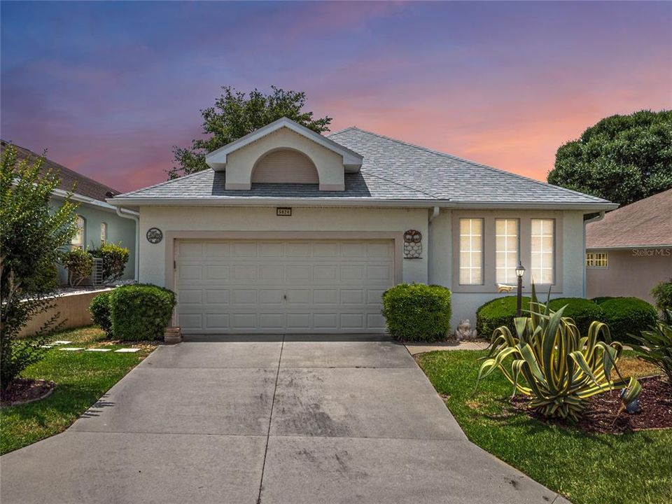 For Sale: $369,900 (3 beds, 2 baths, 1808 Square Feet)